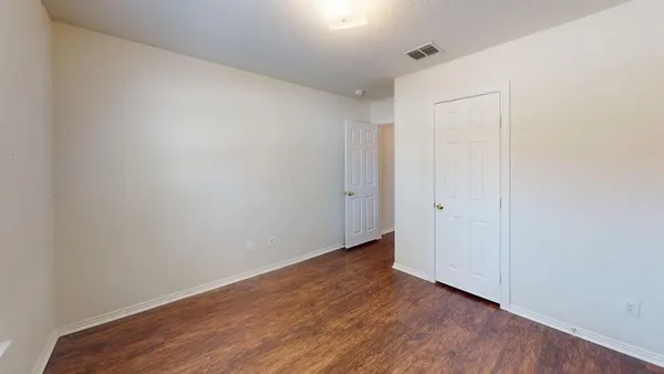 $2,550 | 3223 Winding Ridge Circle, Arlington, TX 76063