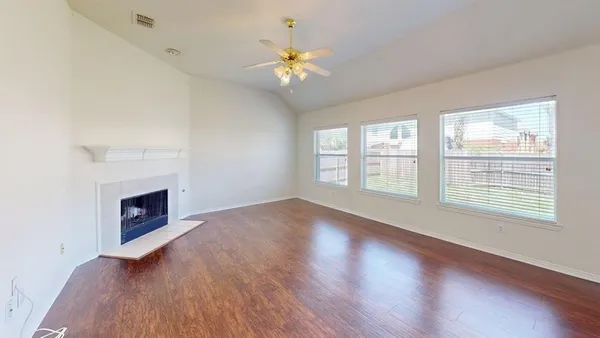 $2,550 | 3223 Winding Ridge Circle, Arlington, TX 76063