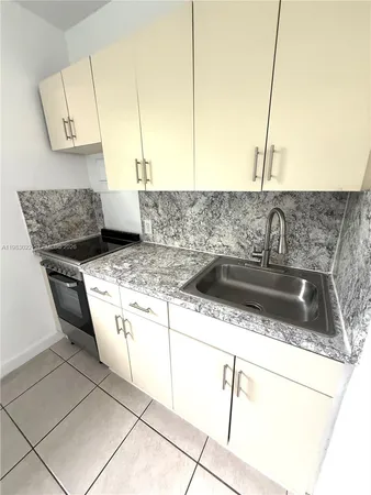 $1,500 | Liberty City, Miami, FL 33142