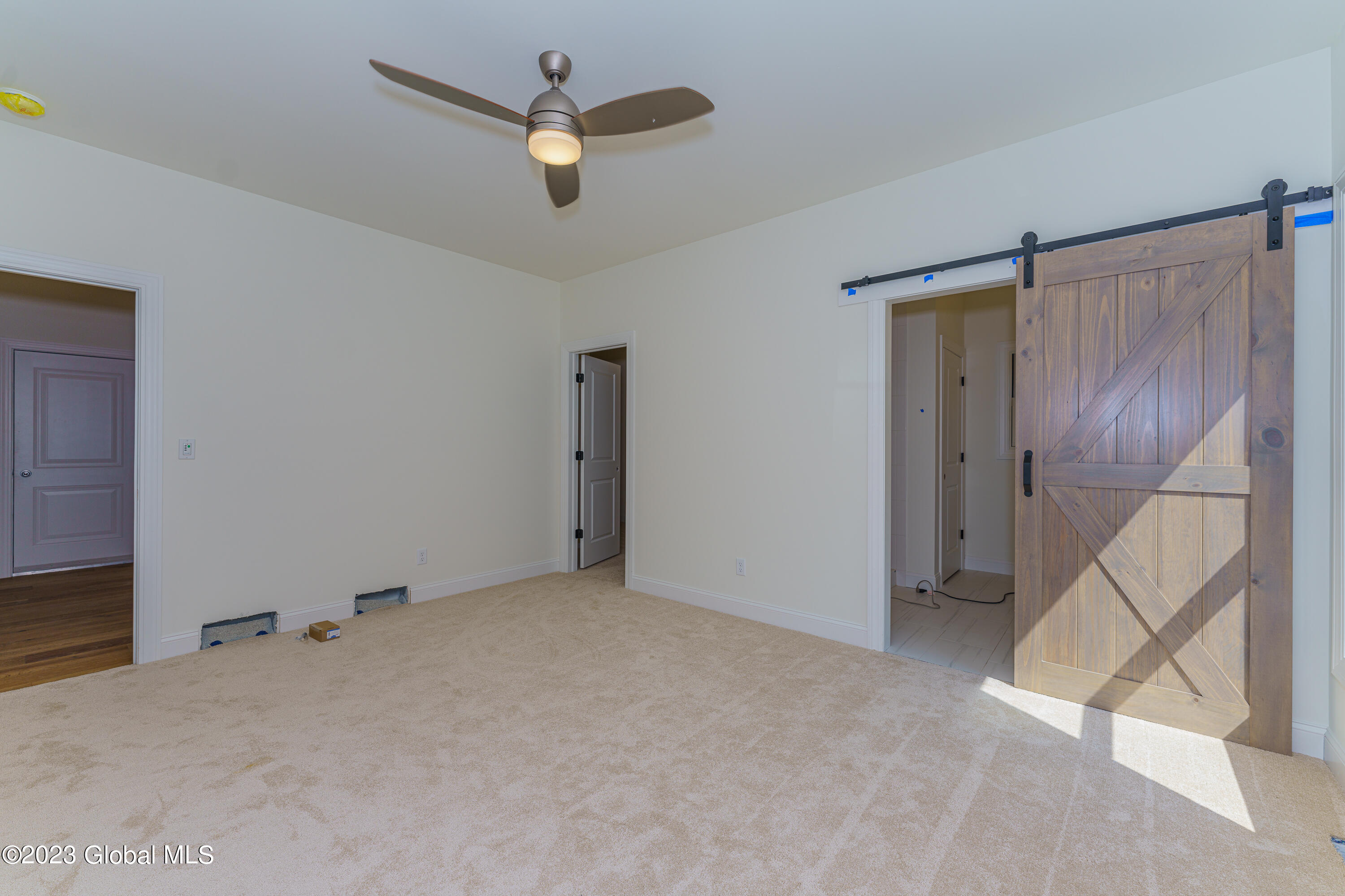 189 Woodin Road Halfmoon, NY 12065 - Photo 20 of 33 4 Mster 2