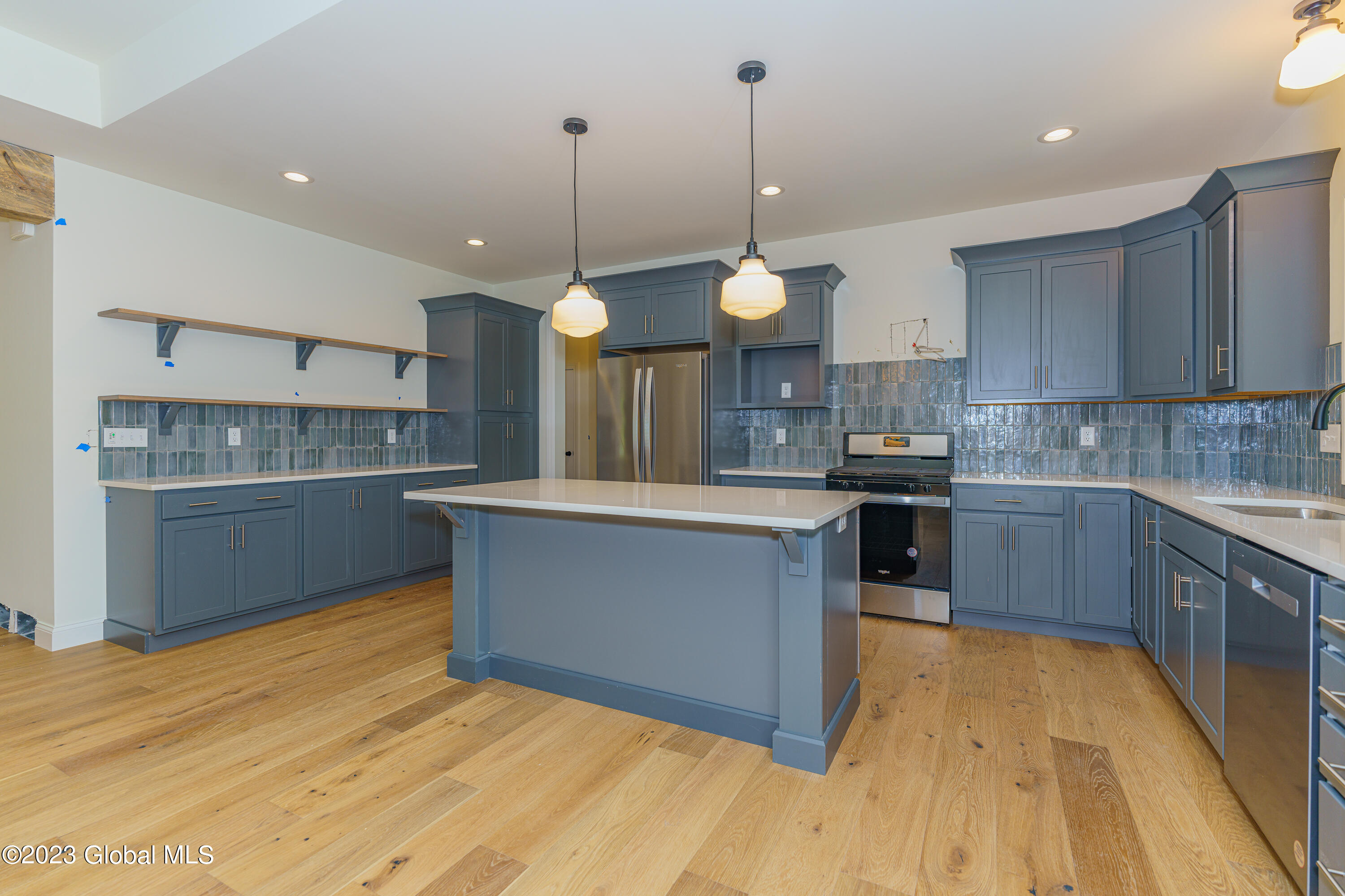 189 Woodin Road Halfmoon, NY 12065 - Photo 7 of 33 3 Kitchen 4