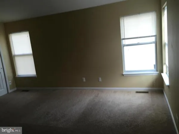 $3,000 | 2519 James Monroe Circle, Herndon, VA 20171