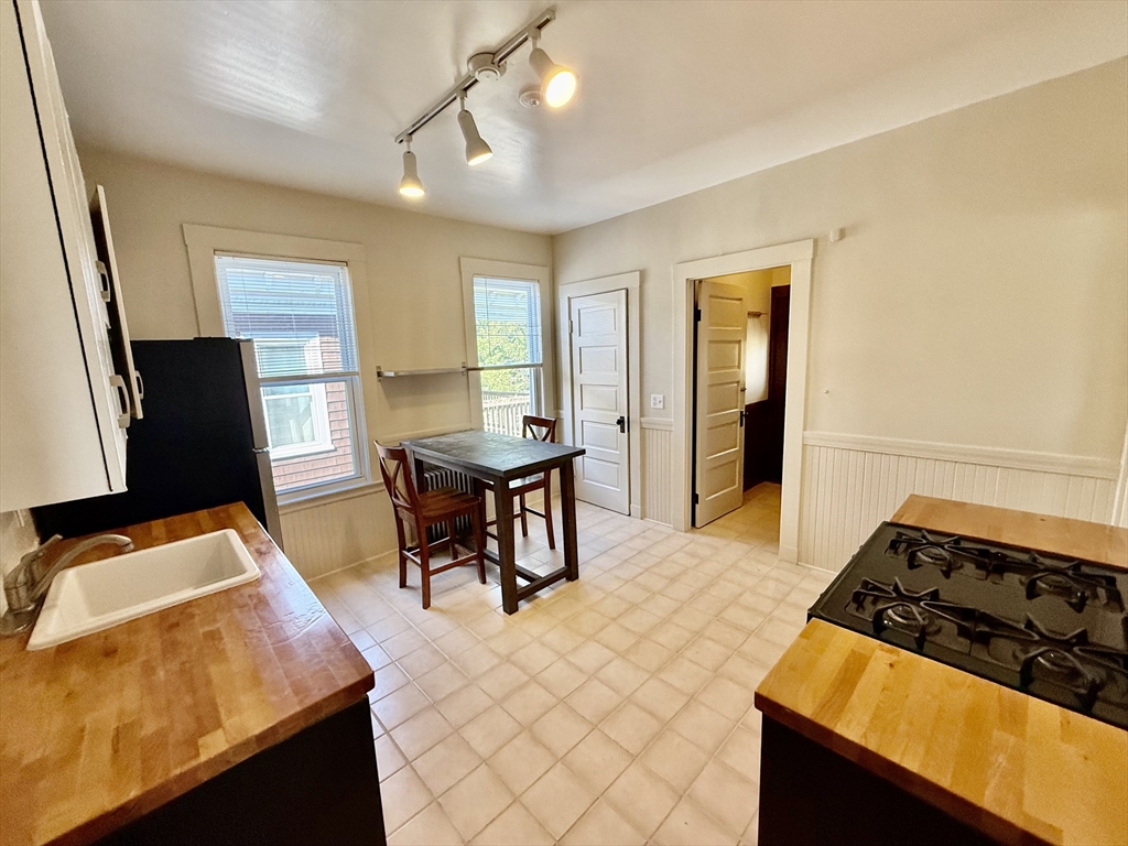7 Chase, Unit 3 Boston, MA 02125 - Photo 10 of 13
