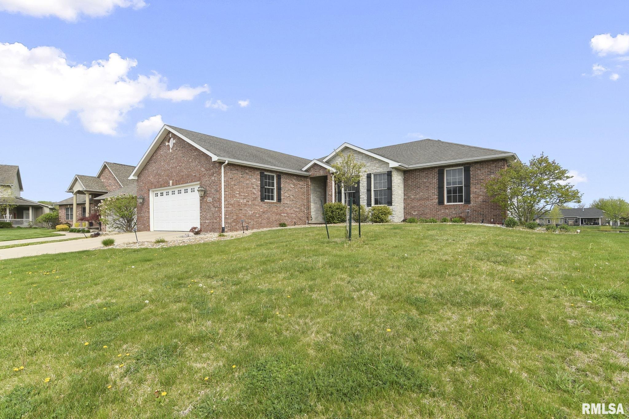 4841 Key W Lane Springfield, IL 62711 - Photo 2 of 27