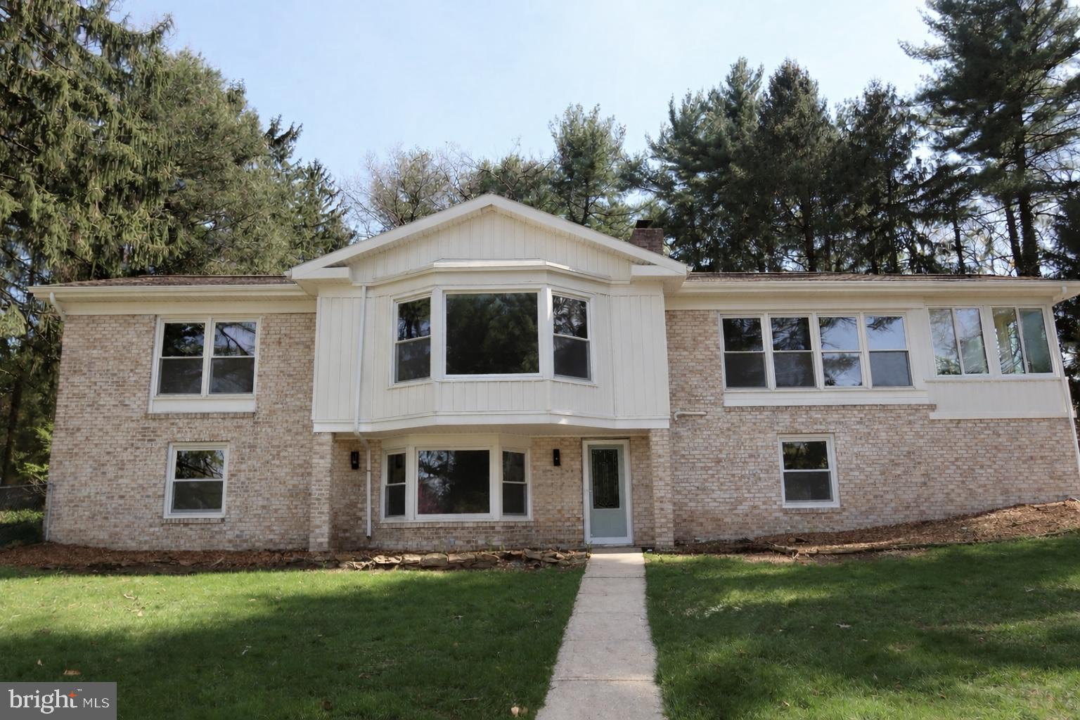 765 Witmer Road York, PA 17402 - Photo 6 of 68