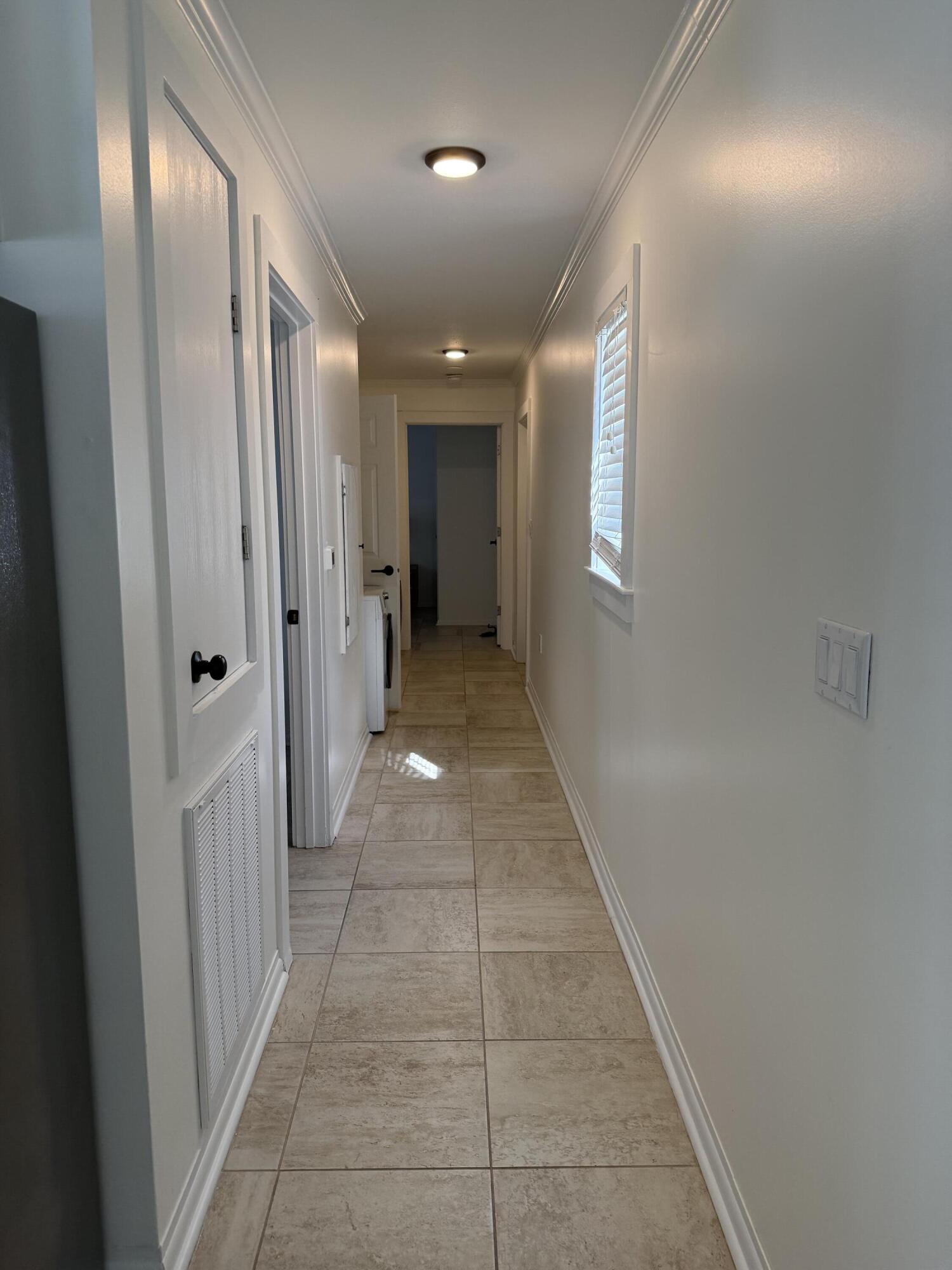53 State Street Freeport, FL 32439 - Photo 5 of 11 No Carpet