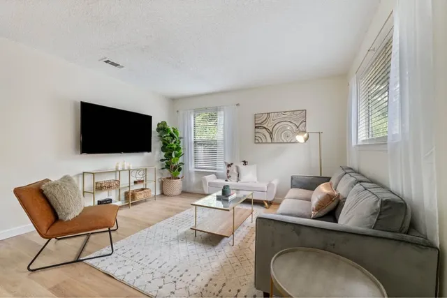 $685,000 | 3510 Southridge Drive, Austin, TX 78704