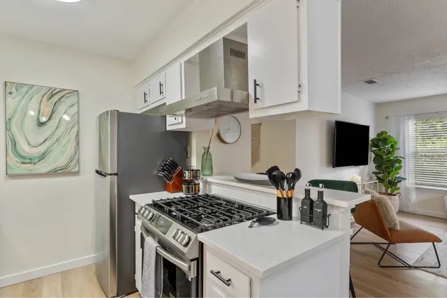 $685,000 | 3510 Southridge Drive, Austin, TX 78704