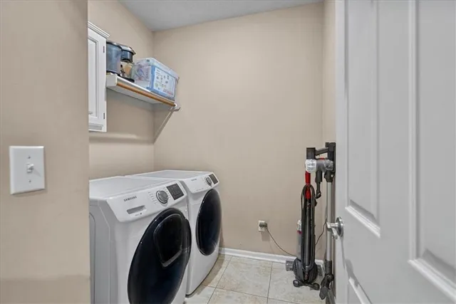 $550,000 | 6714 West 148th Terrace, Overland Park, KS 66223