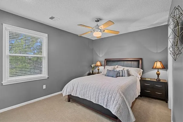 $550,000 | 6714 West 148th Terrace, Overland Park, KS 66223