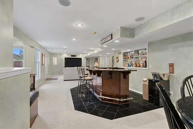 $550,000 | 6714 West 148th Terrace, Overland Park, KS 66223