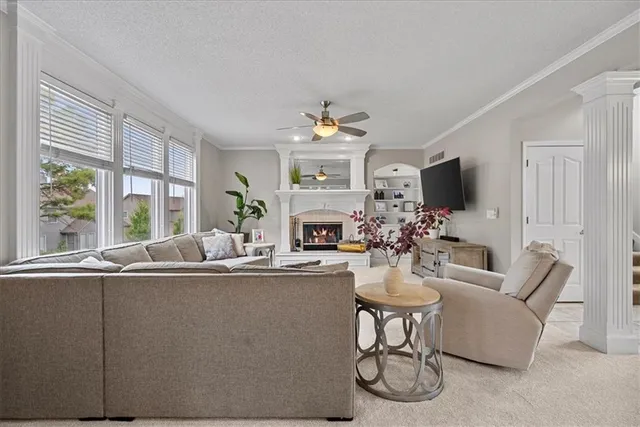 $550,000 | 6714 West 148th Terrace, Overland Park, KS 66223