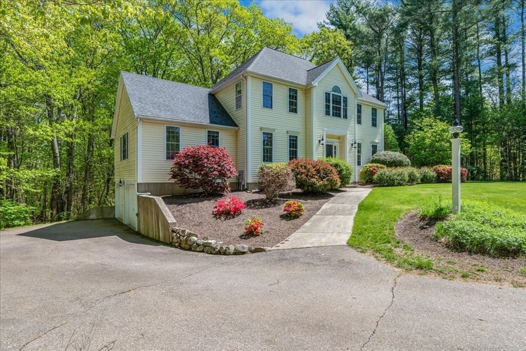 1 Cider Mill Road Franklin, MA 02038 - Photo 3 of 42 Gallery Image 3