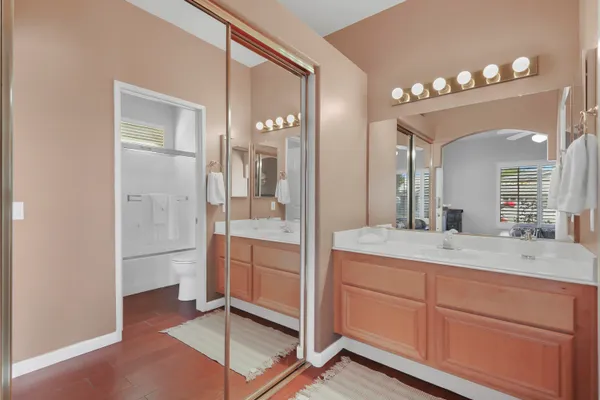 $1,097,000 | 54 Sutton Place East, Palm Desert, CA 92211