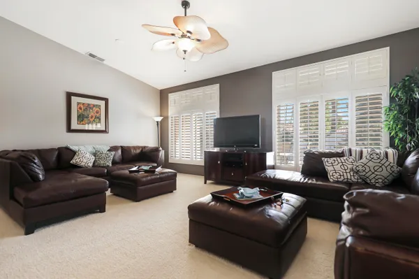 $1,097,000 | 54 Sutton Place East, Palm Desert, CA 92211