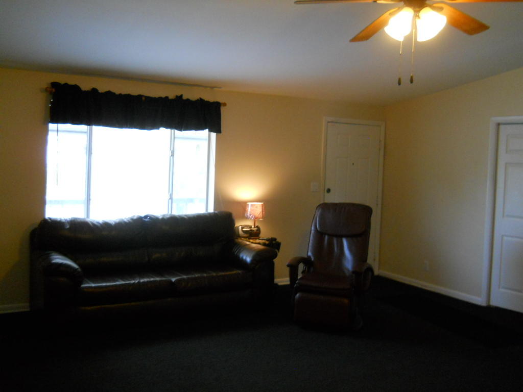 4187 Southview Road Lake Worth, FL 33463 - Photo 9 of 28 2010-03-08 006.JPG