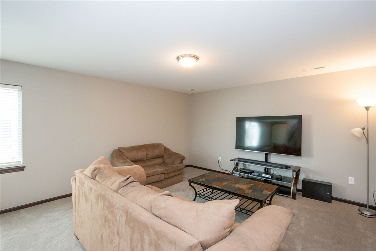 475 RJ Drive Tiffin, IA 52340 - Photo 18 of 26 Gallery Image 18