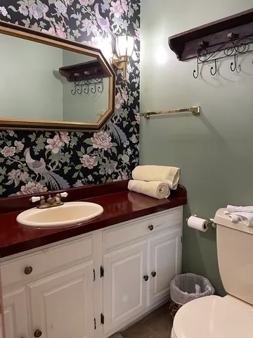 $4,450 | 17 Fort Hill Avenue, Gloucester, MA 01930