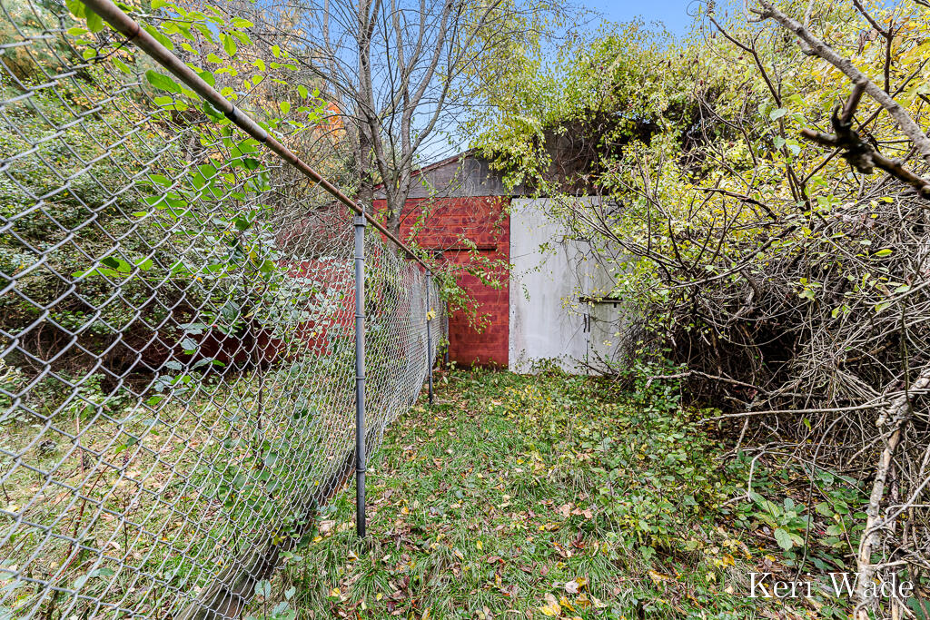 630 North Buys Road Muskegon, MI 49445 - Photo 8 of 43 630BuysRd08Lores