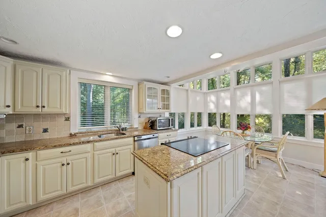 $820,000 | 575 First Parish Road, Scituate, MA 02066