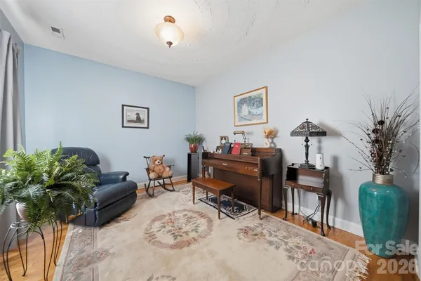 $364,900 | 4762 Braxton Gate Lane, Hickory, NC 28602