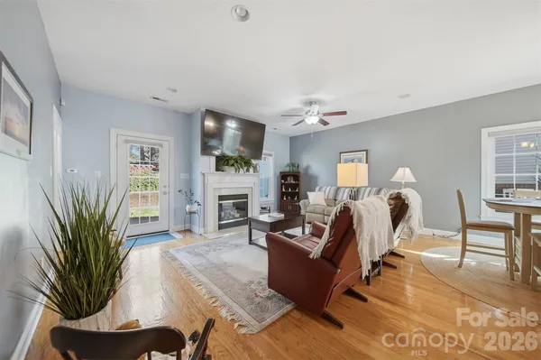 $364,900 | 4762 Braxton Gate Lane, Hickory, NC 28602