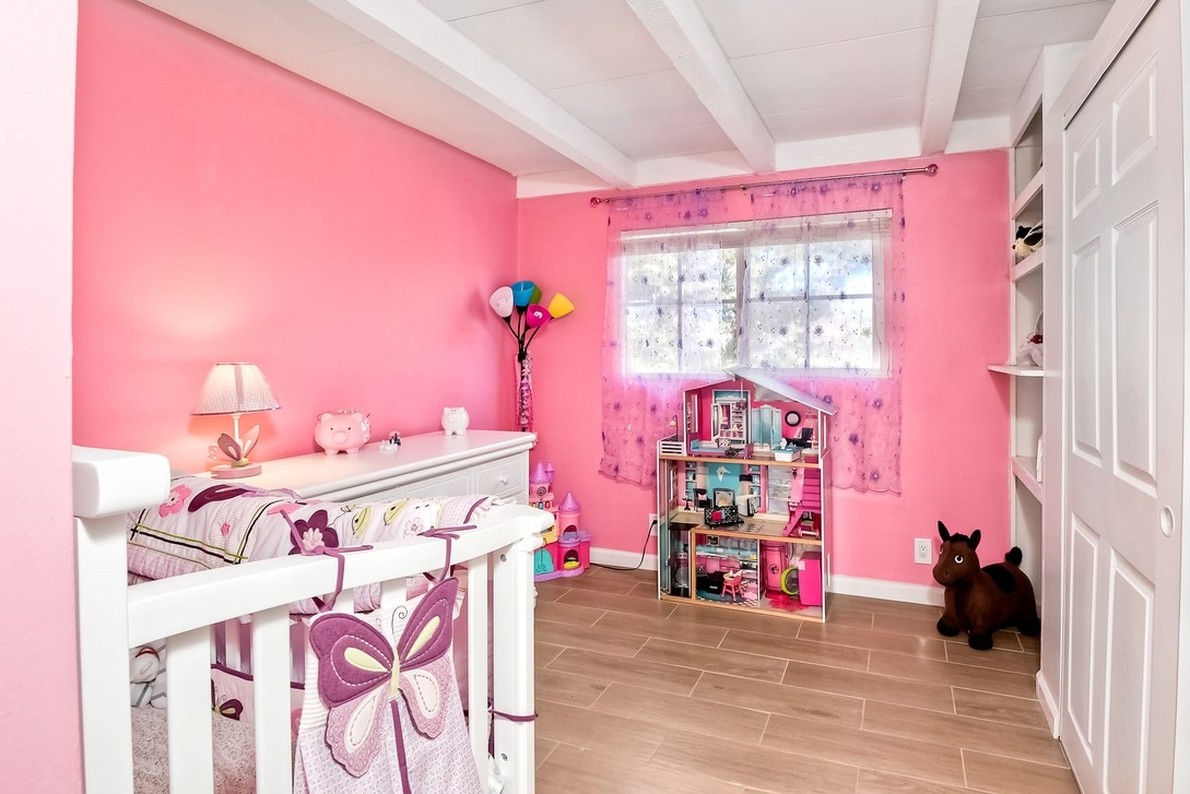 528 Raintree Drive Vista, CA 92084 - Photo 14 of 25 Gallery Image 14