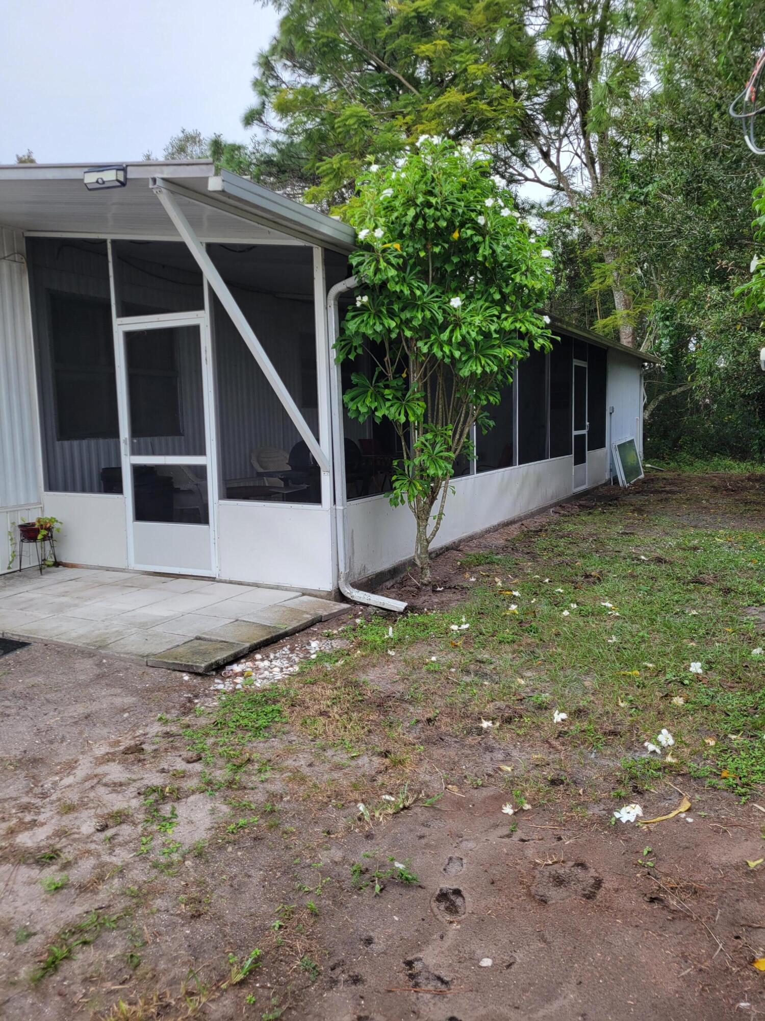 9225 Southeast 60th Drive Okeechobee, FL 34974 - Photo 13 of 17 20231117_101123