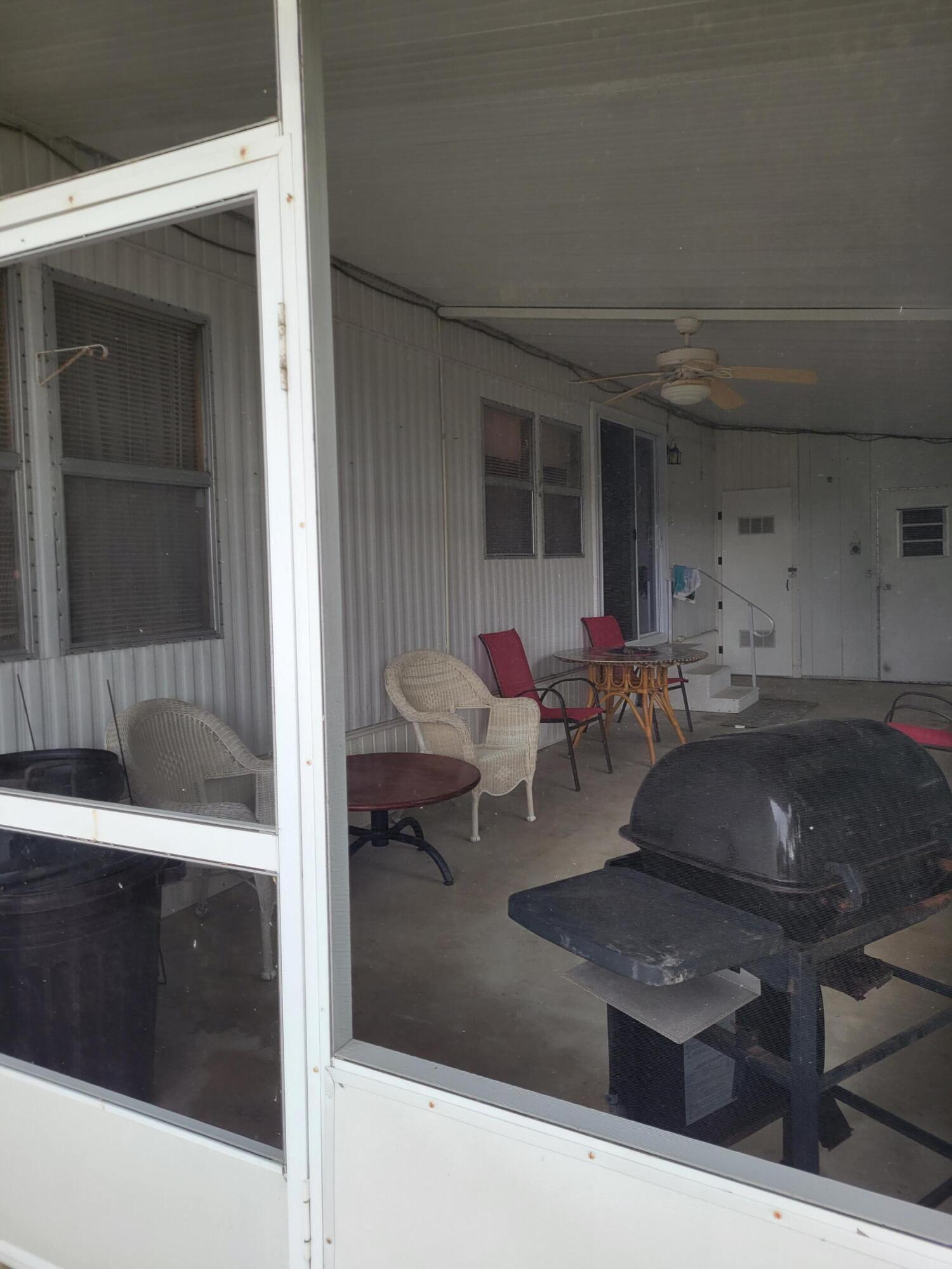 9225 Southeast 60th Drive Okeechobee, FL 34974 - Photo 14 of 17 20231117_101034