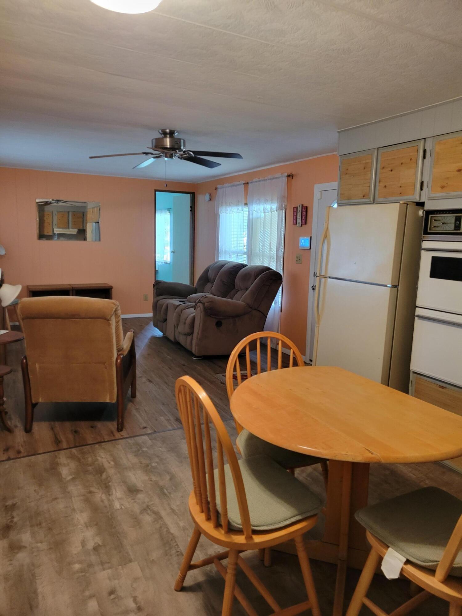 9225 Southeast 60th Drive Okeechobee, FL 34974 - Photo 2 of 17 20231117_101227