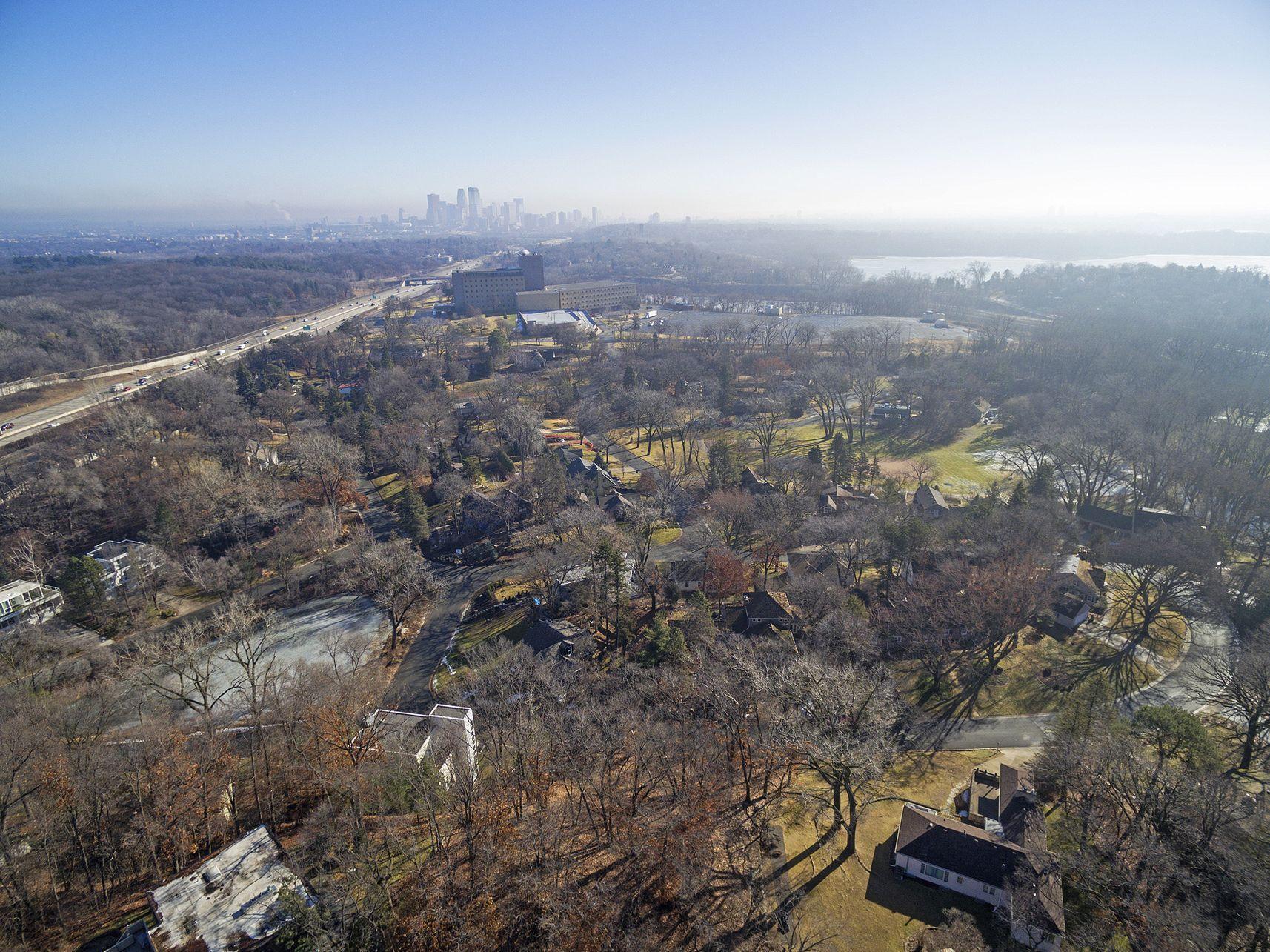 1408 Alpine Pass Golden Valley, MN 55416 - Photo 14 of 26