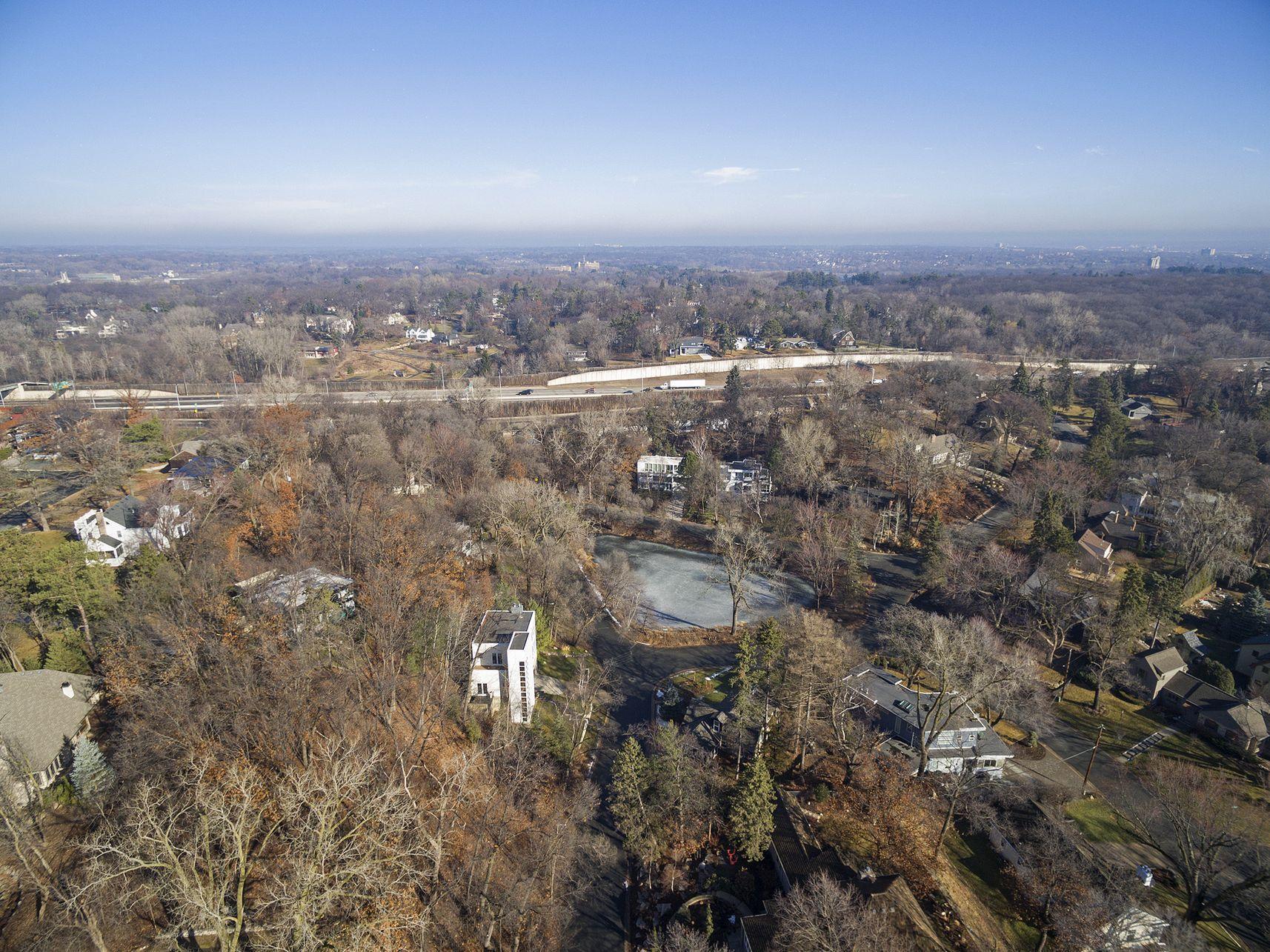 1408 Alpine Pass Golden Valley, MN 55416 - Photo 9 of 26