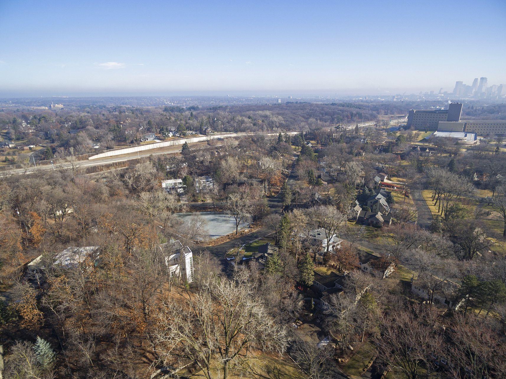1408 Alpine Pass Golden Valley, MN 55416 - Photo 10 of 26
