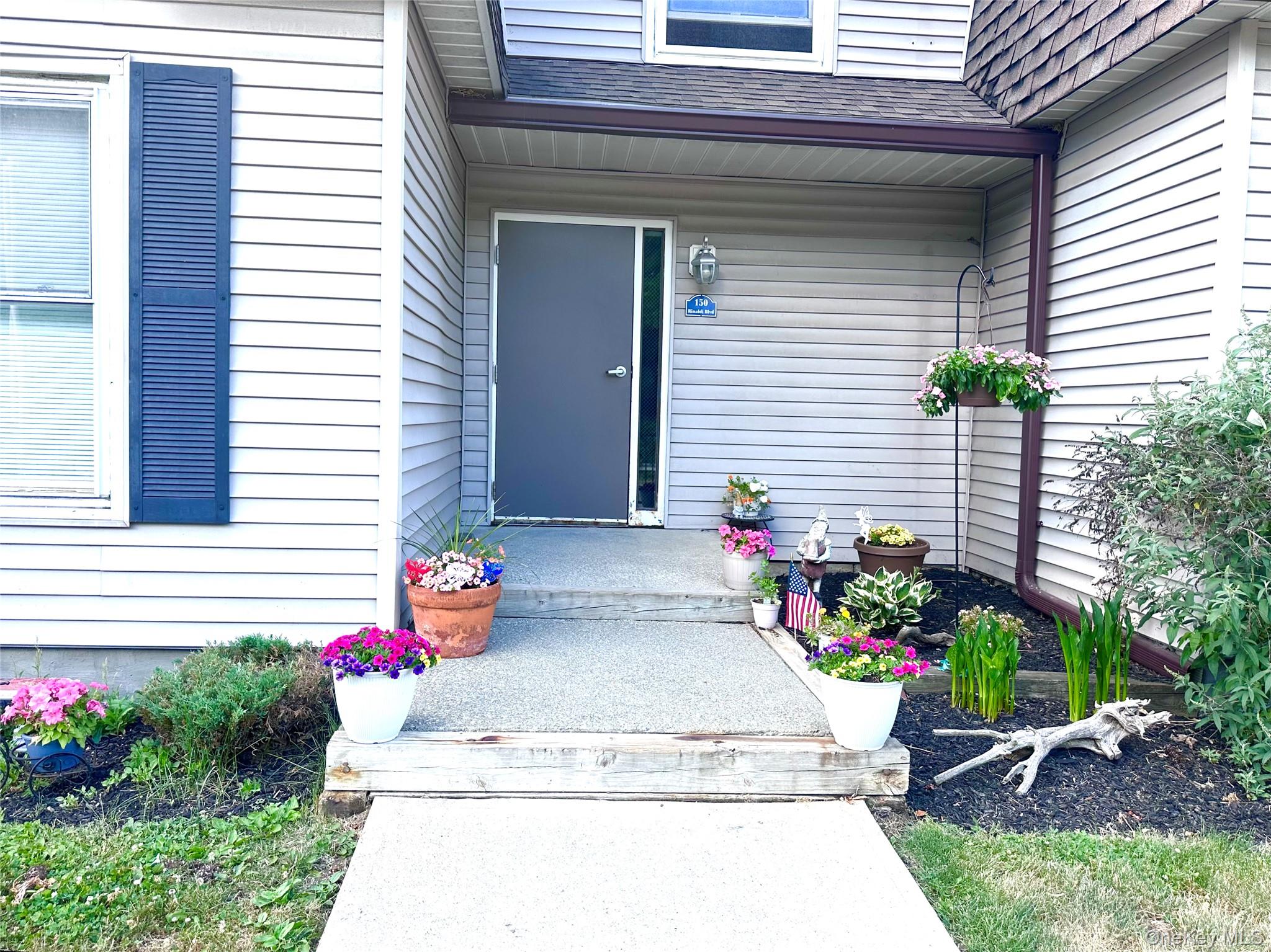 150 Rinaldi Boulevard, Unit A Poughkeepsie, NY 12601 - Photo 4 of 34