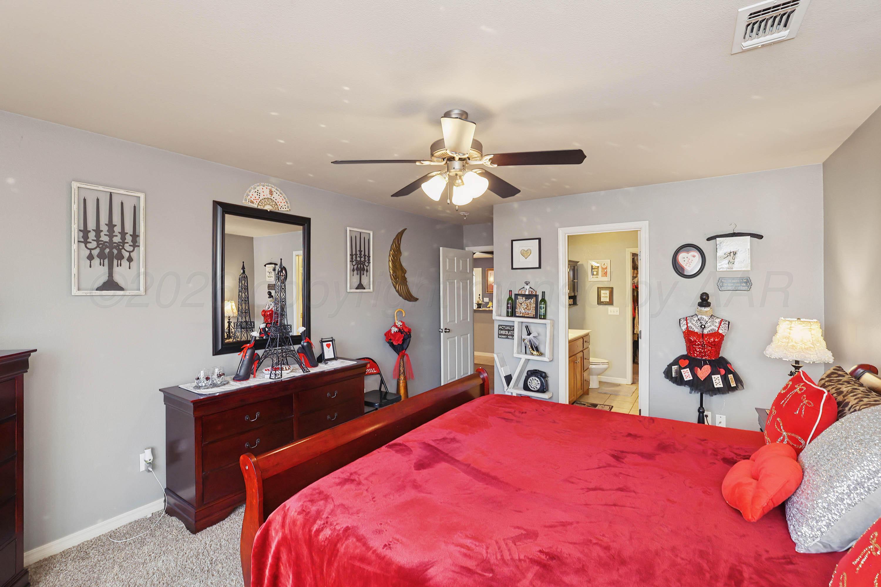 7110 Apollo Trail Amarillo, TX 79118 - Photo 13 of 27 14-Primary Bedroom