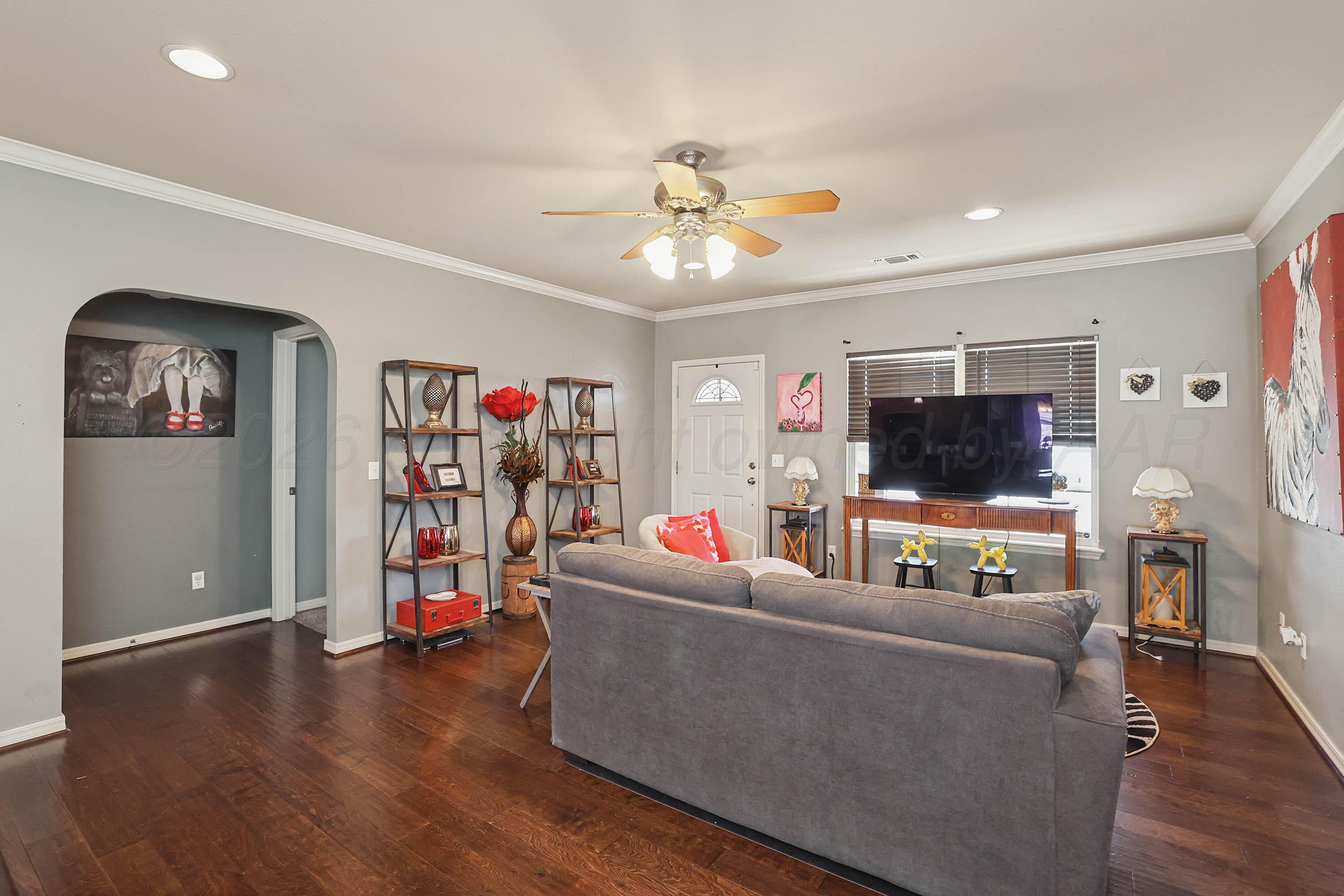 7110 Apollo Trail Amarillo, TX 79118 - Photo 4 of 27 5-Living Area