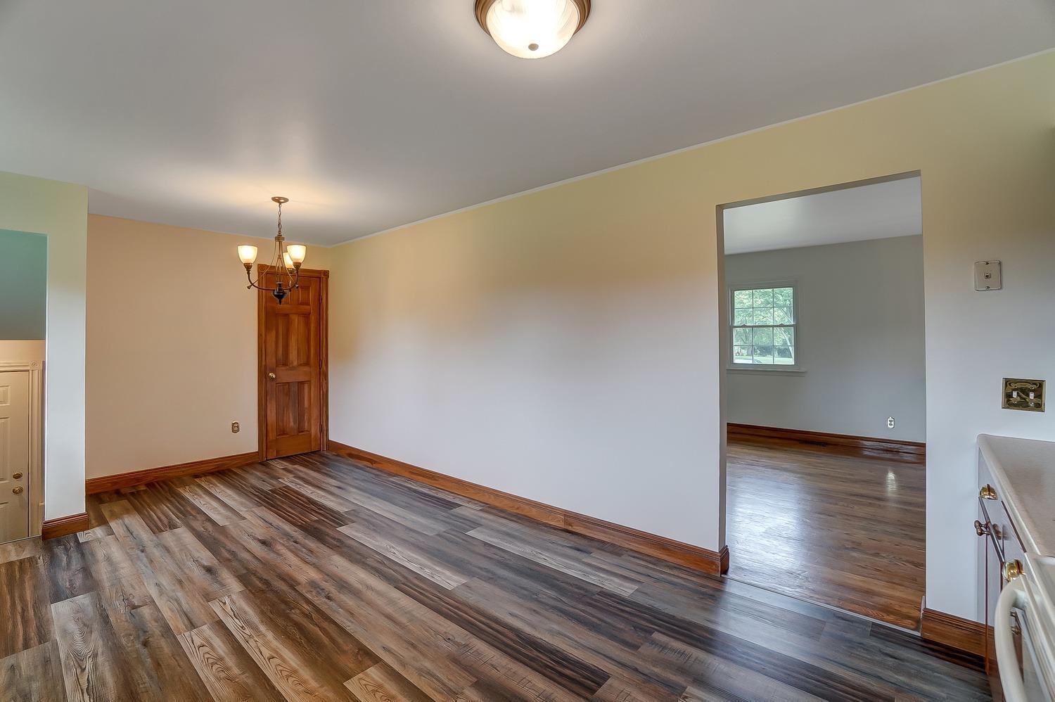 6035 Decker Road Franklin, OH 45005 - Photo 11 of 38