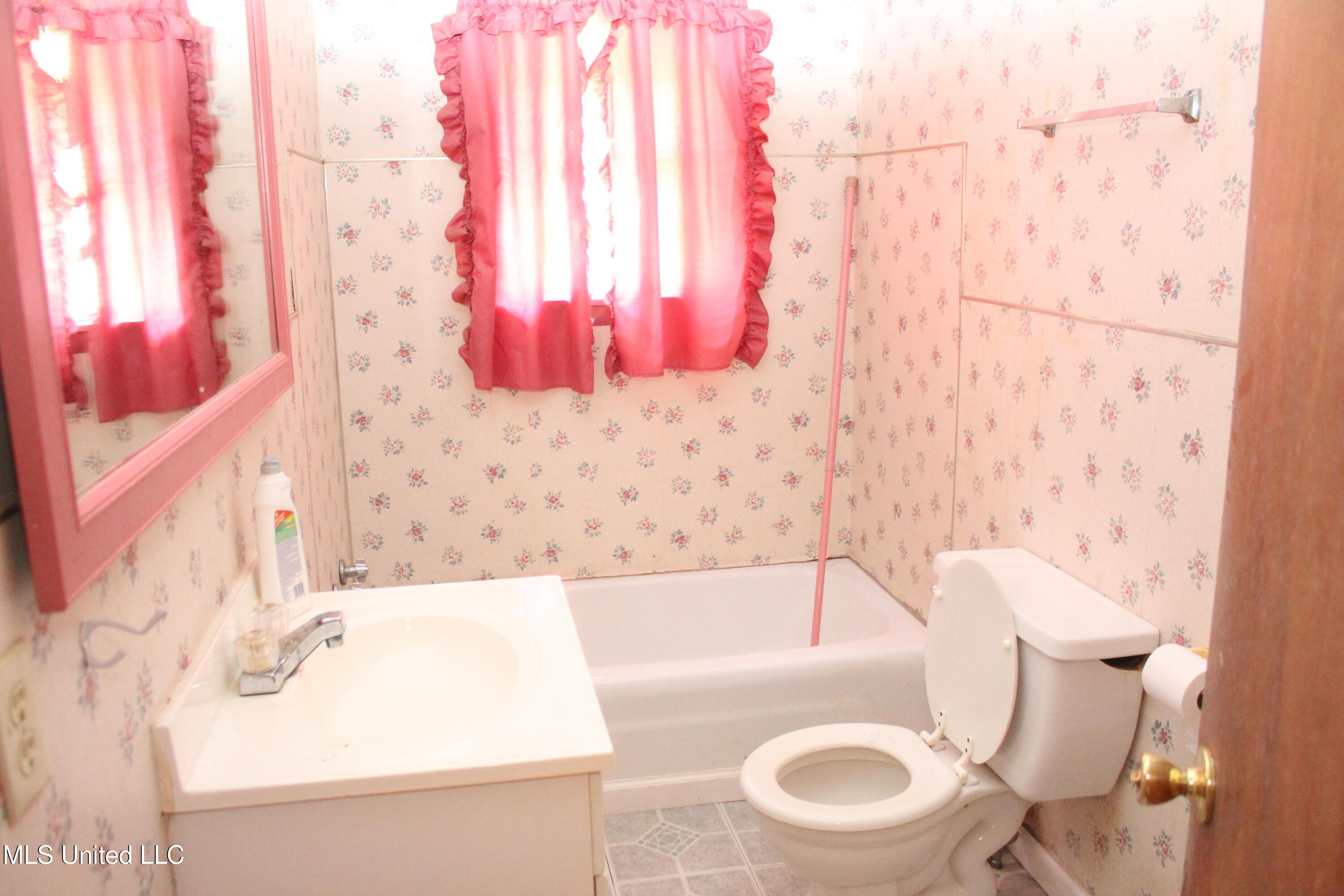 105 Pecan Drive Lucedale, MS 39452 - Photo 13 of 24 IMG_9907