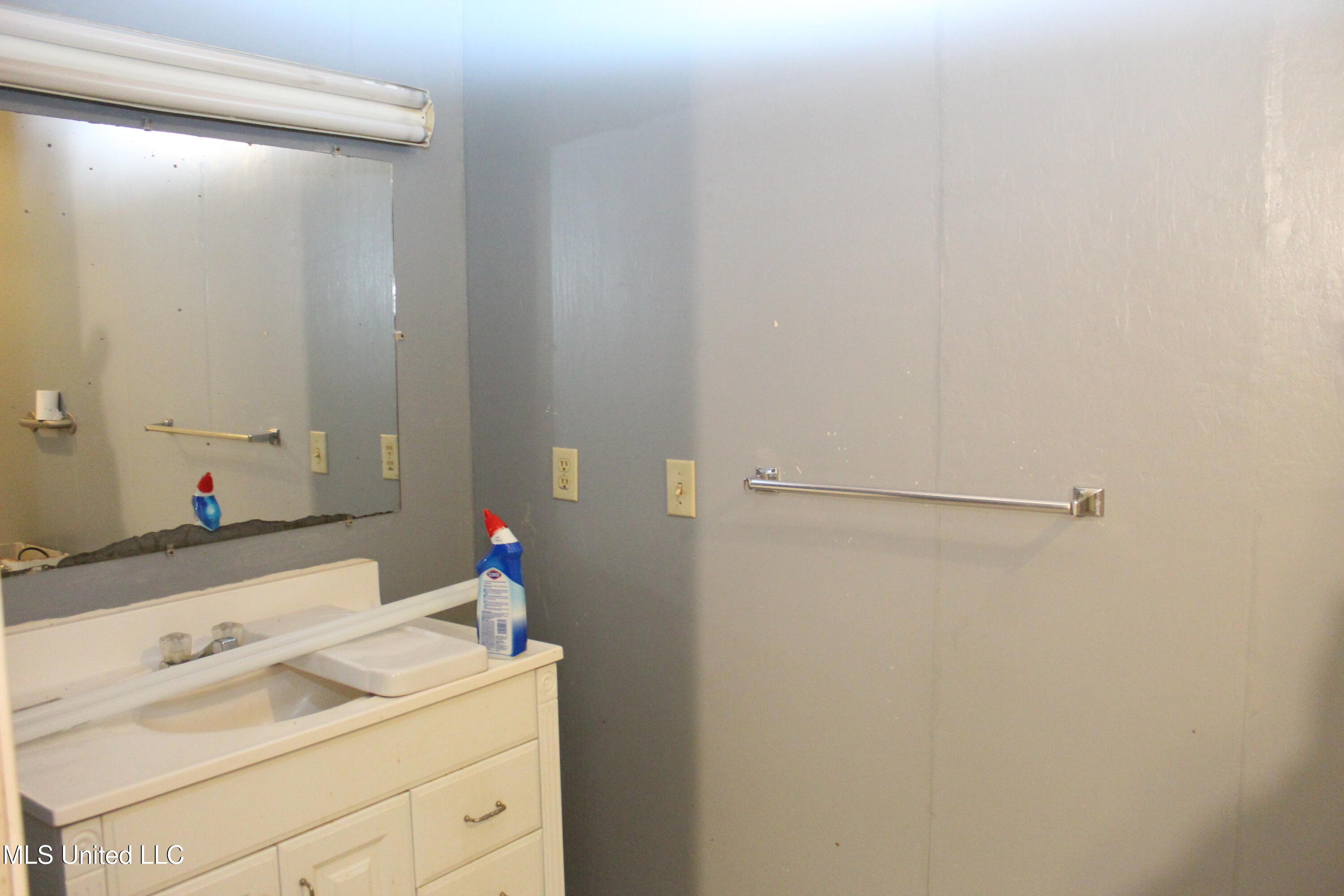 105 Pecan Drive Lucedale, MS 39452 - Photo 18 of 24 IMG_9911