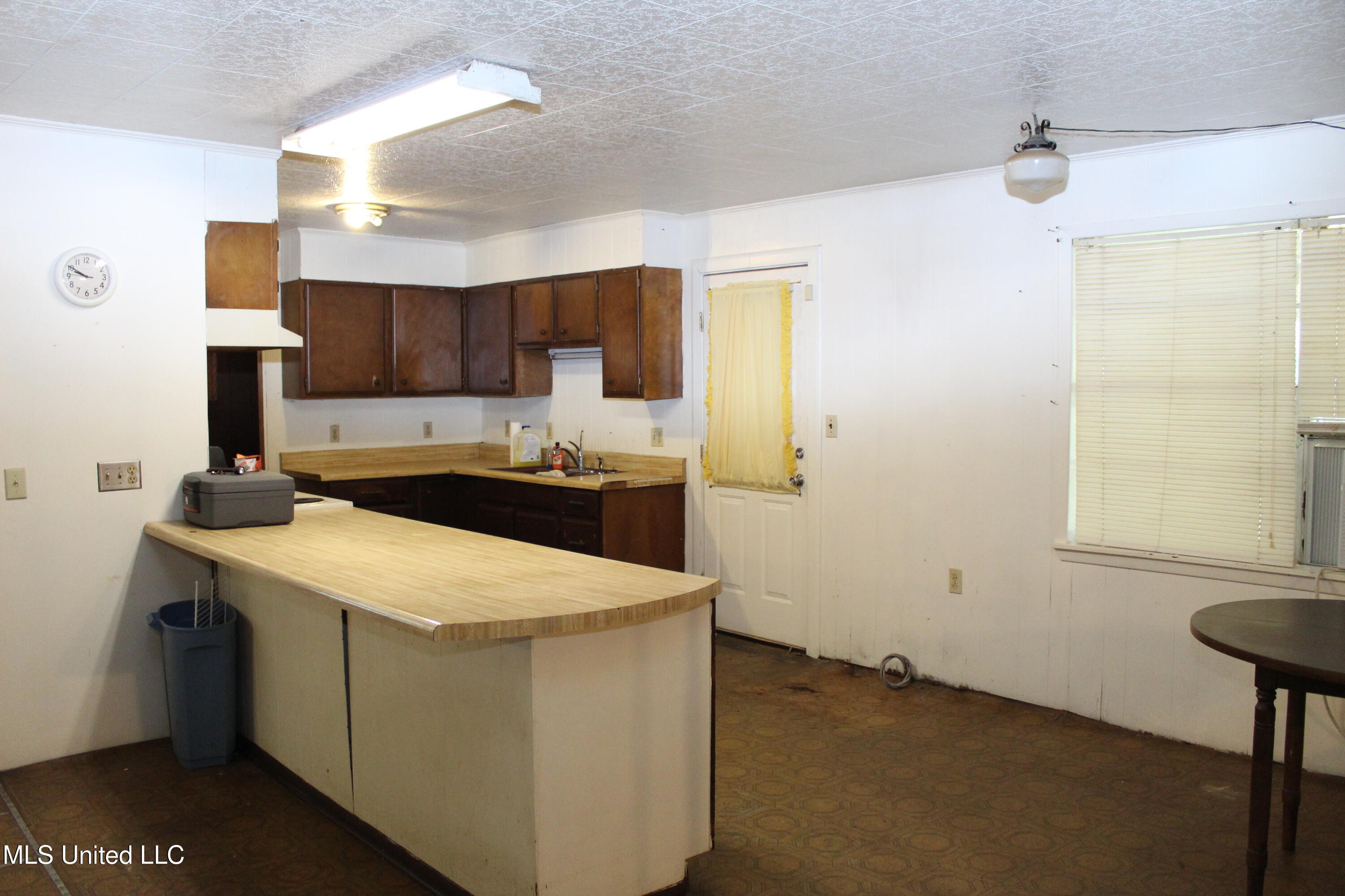 105 Pecan Drive Lucedale, MS 39452 - Photo 8 of 24 IMG_9901