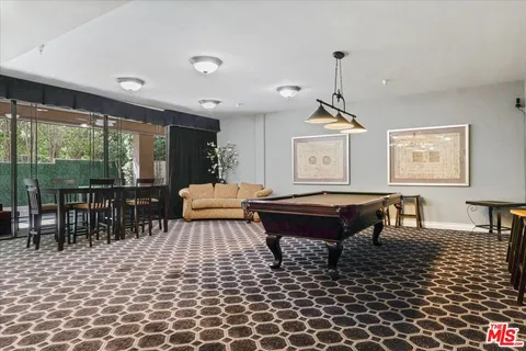 $1,299,000 | 107 North Swall Drive, Unit 303, Los Angeles, CA 90048