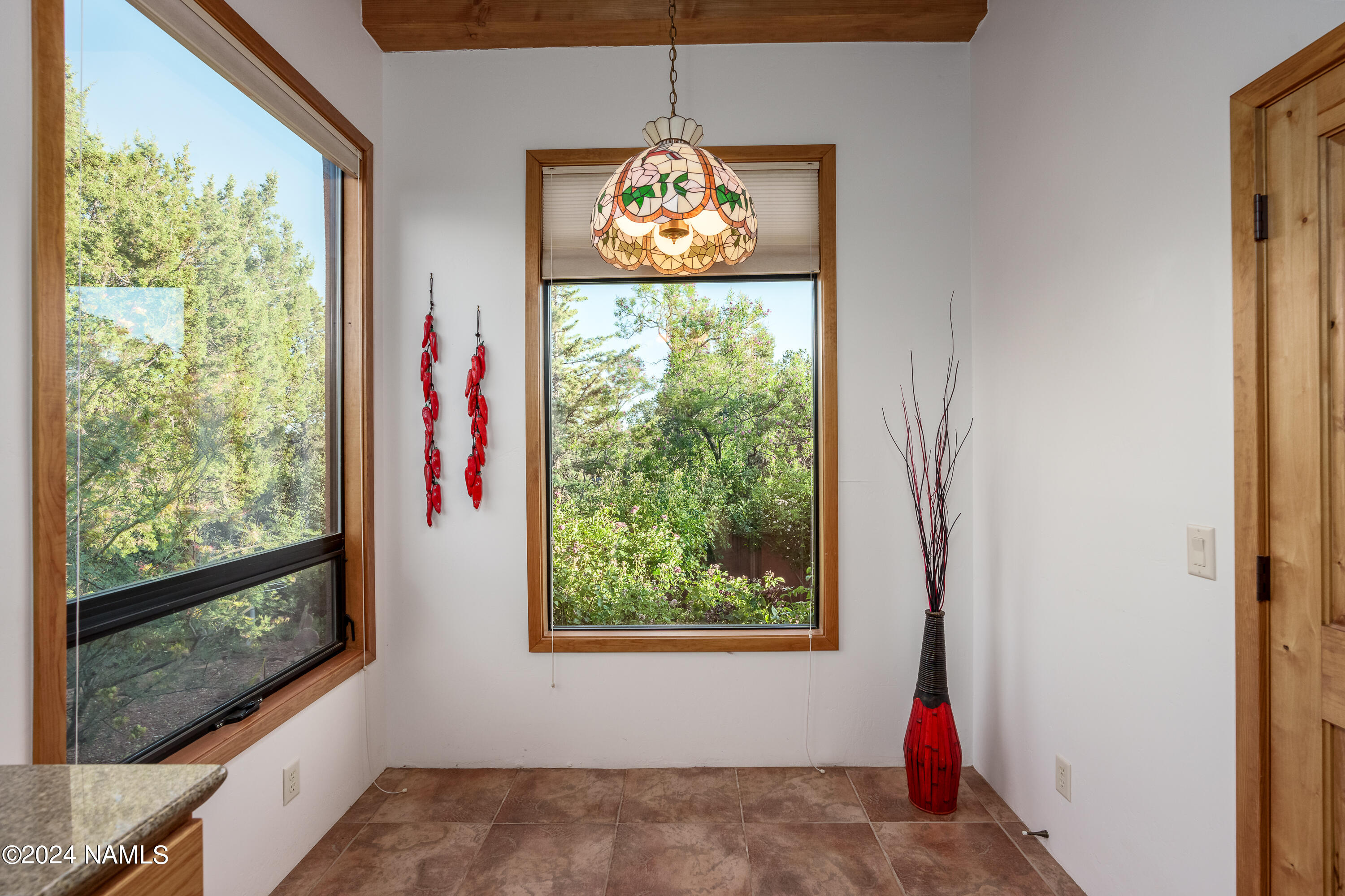 60 West Gunsmoke Road Sedona, AZ 86336 - Photo 12 of 61 60 W Gunsmoke Rd Sedona AZ-27