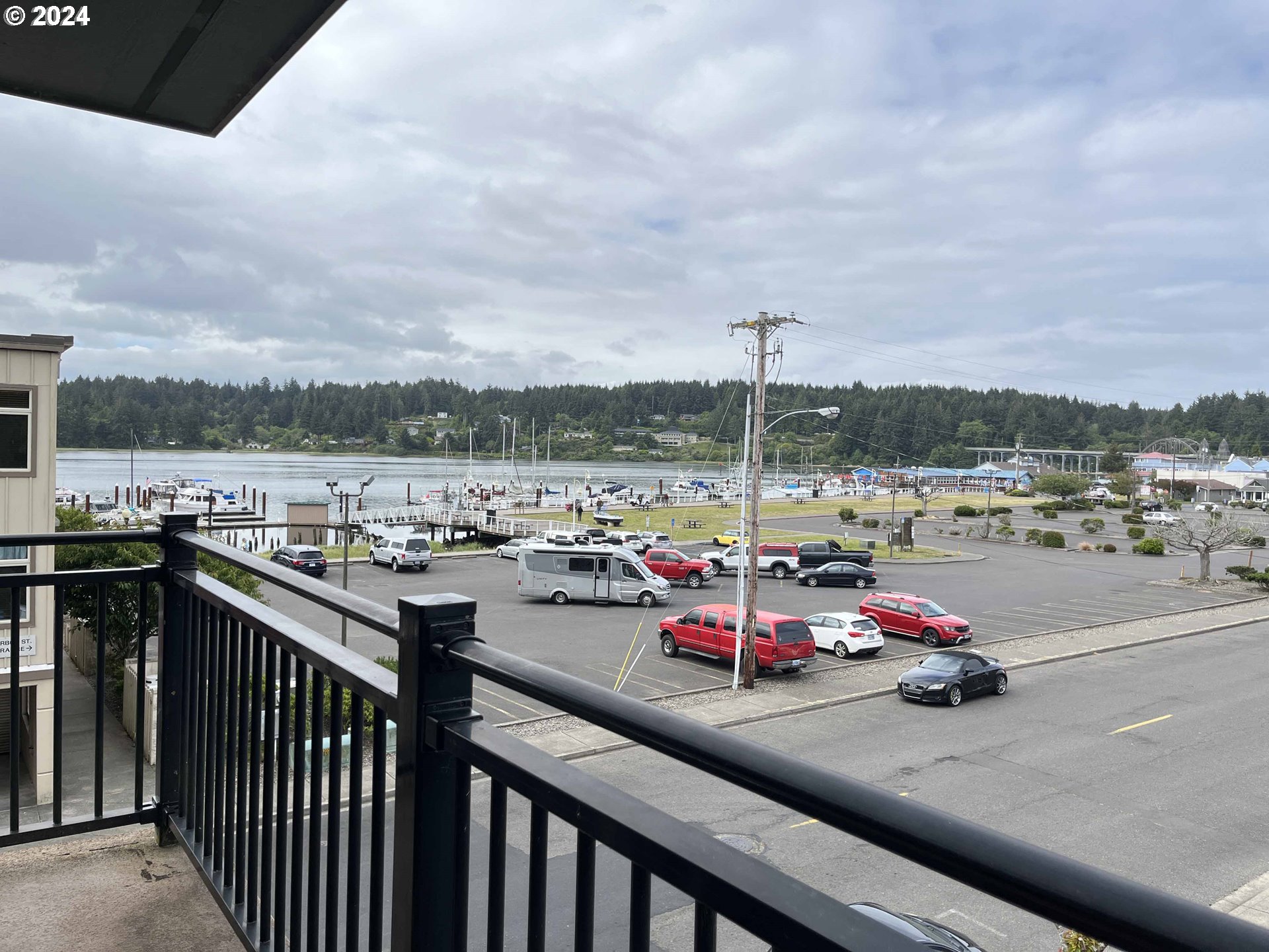 211 Harbor Street, Unit 31 Florence, OR 97439 - Photo 22 of 44 a view of a balcony with city view