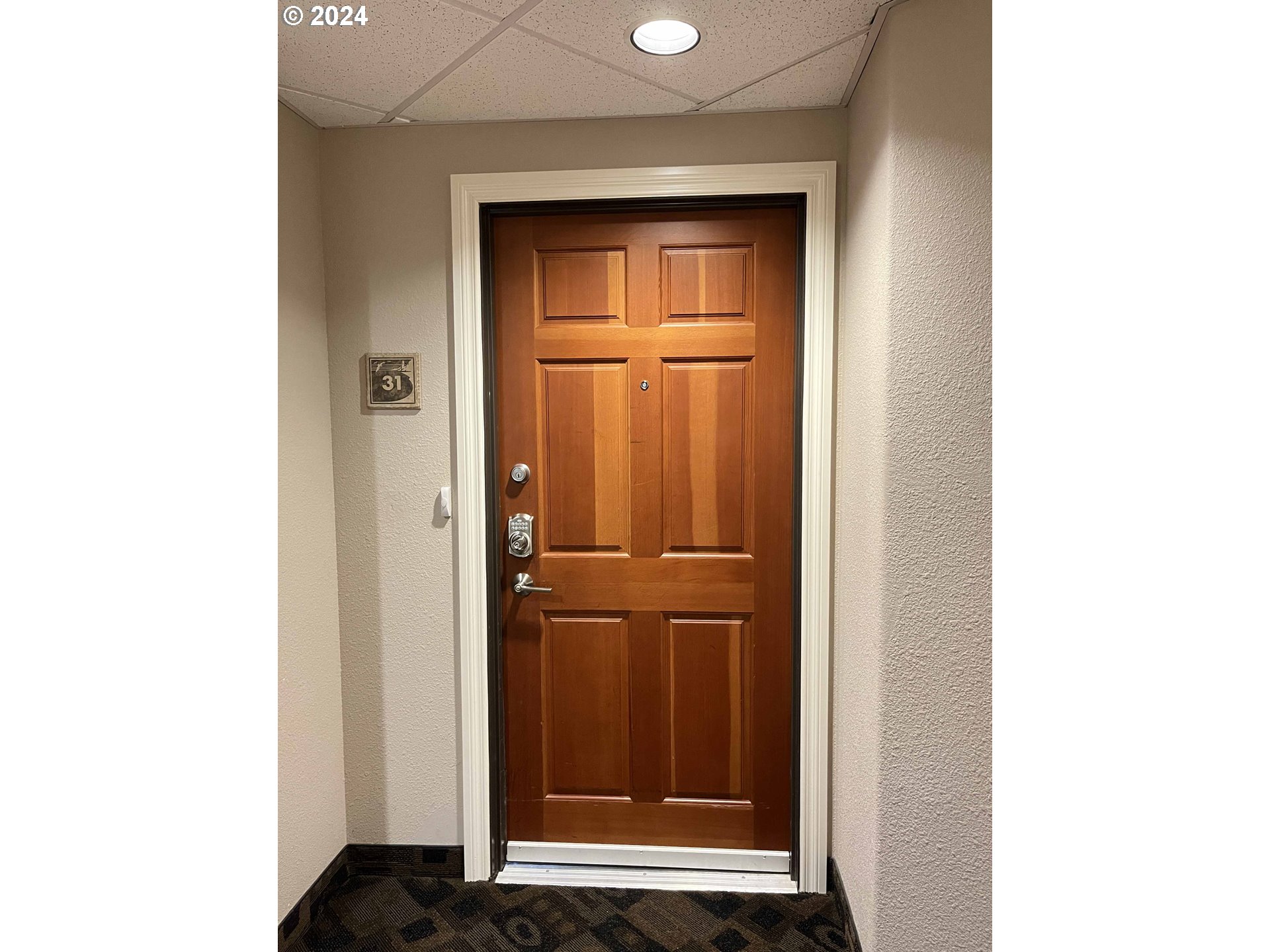 211 Harbor Street, Unit 31 Florence, OR 97439 - Photo 3 of 44 a view of front door