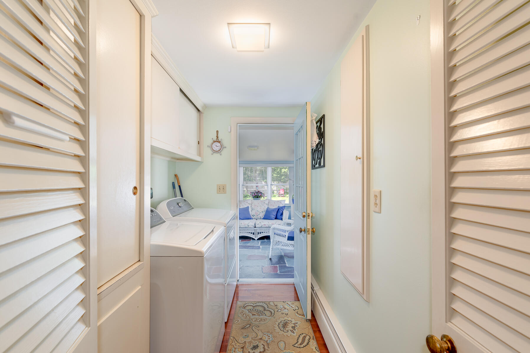 129 Bacon Road Hyannis, MA 02601 - Photo 24 of 43 a room with furniture and a window