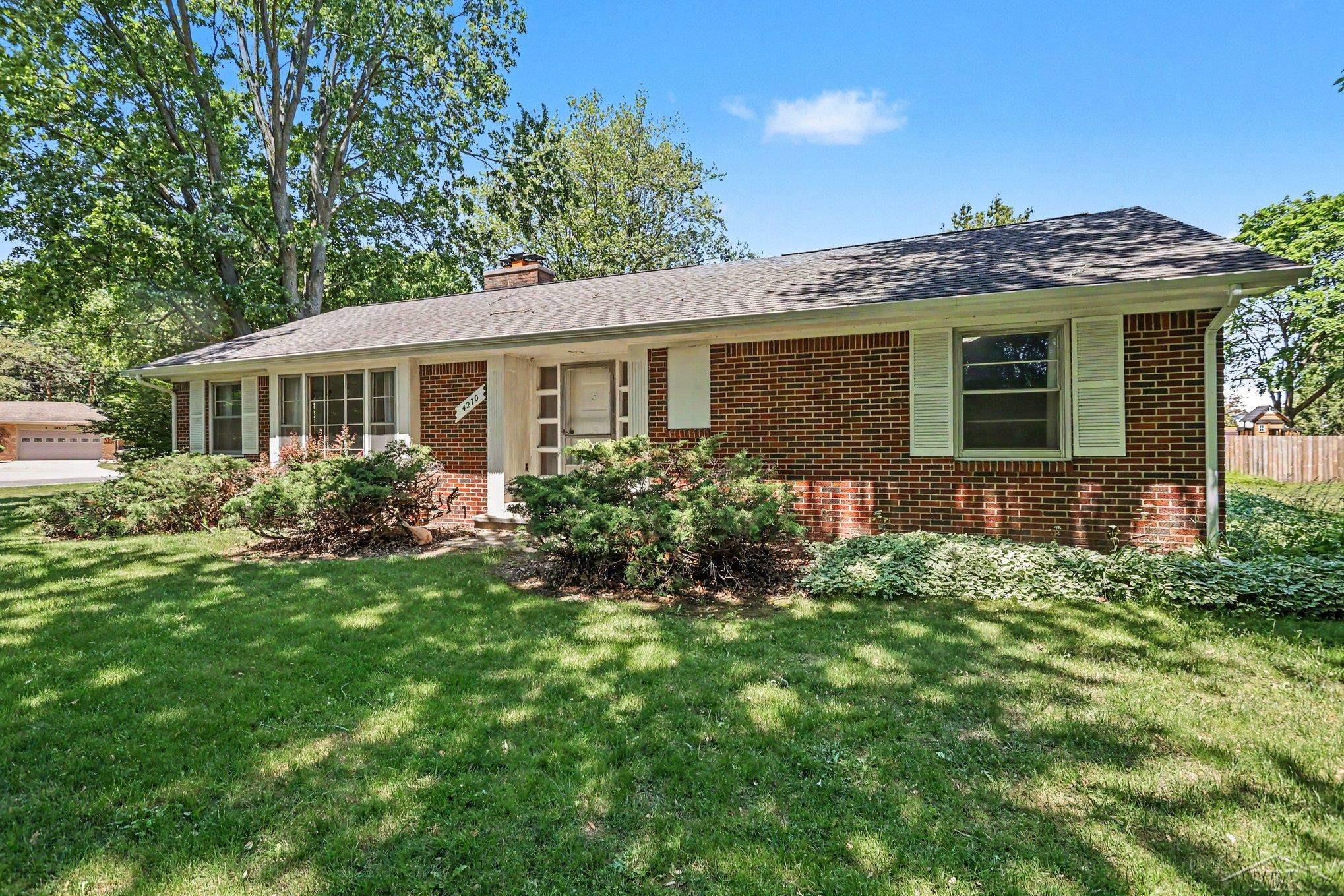 4270 Shattuck Road Saginaw, MI 48603 - Photo 2 of 27