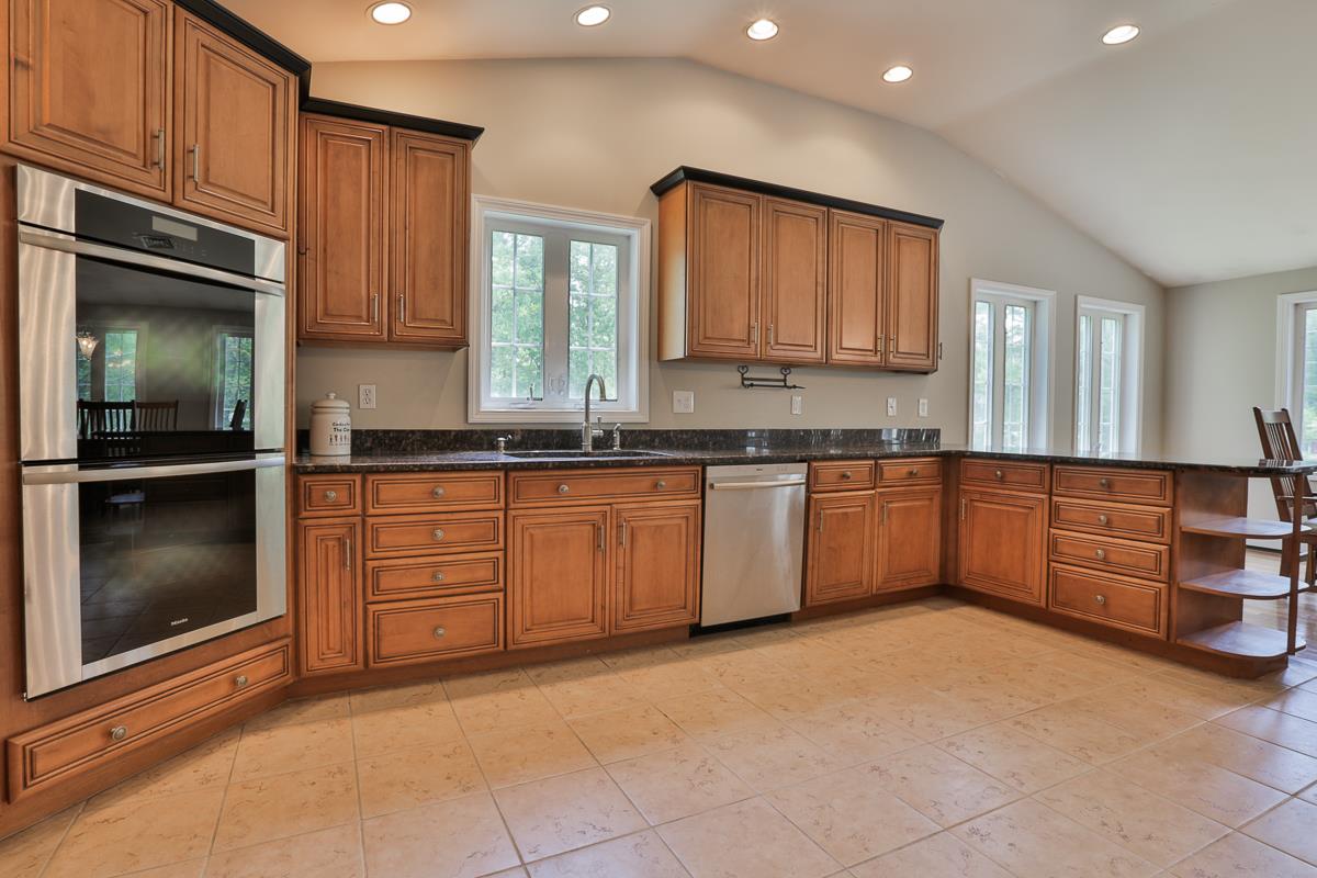 2 Walker Road Atkinson, NH 03811 - Photo 15 of 40