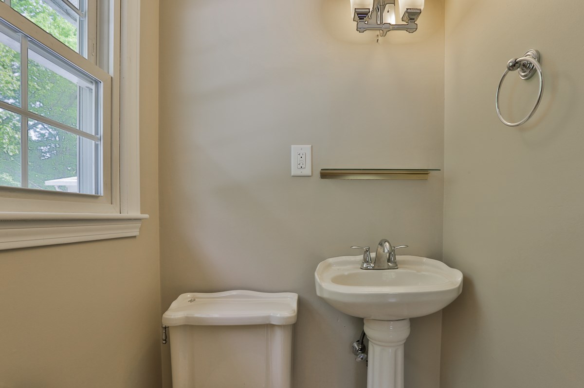 2 Walker Road Atkinson, NH 03811 - Photo 22 of 40