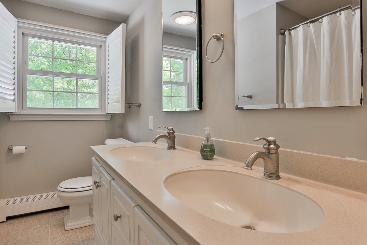 2 Walker Road Atkinson, NH 03811 - Photo 26 of 40