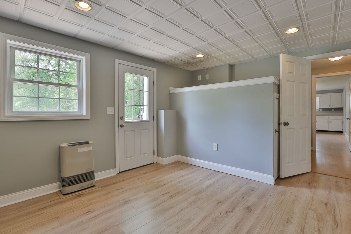 2 Walker Road Atkinson, NH 03811 - Photo 28 of 40